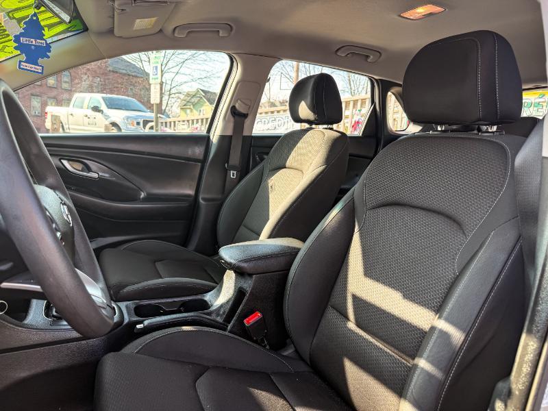 Hyundai Elantra GT 2.0L 6A 2018