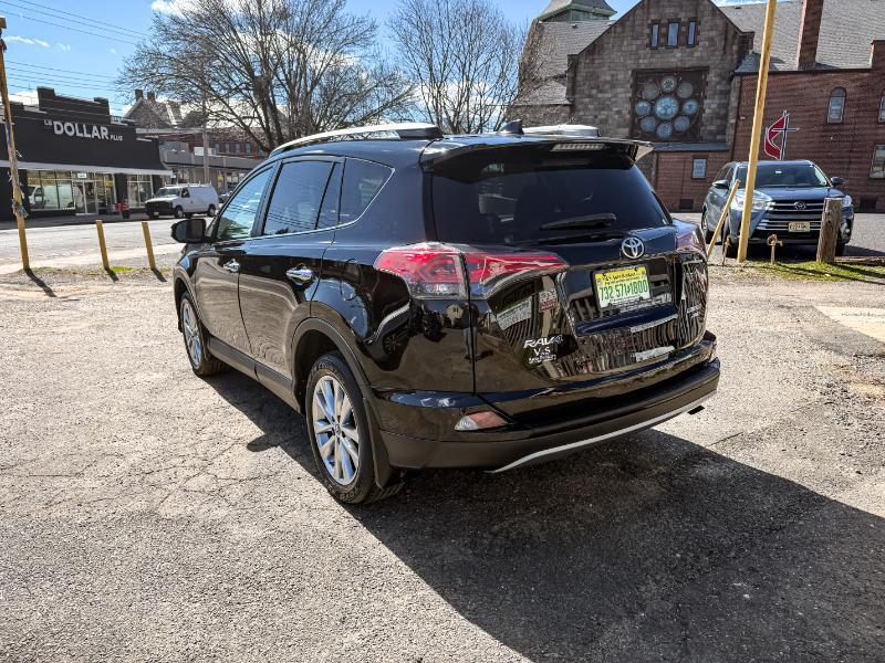 Toyota RAV4 Limited AWD 2018