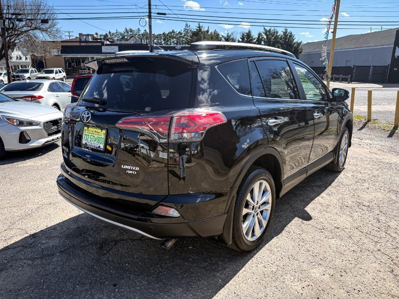 Toyota RAV4 Limited AWD 2018