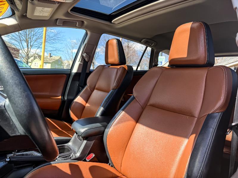 Toyota RAV4 Limited AWD 2018