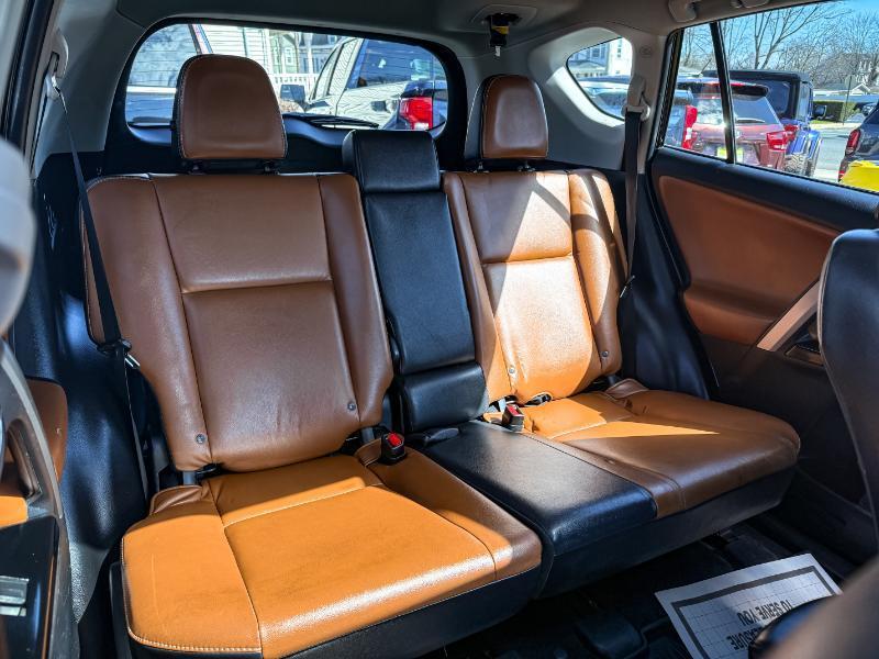 Toyota RAV4 Limited AWD 2018