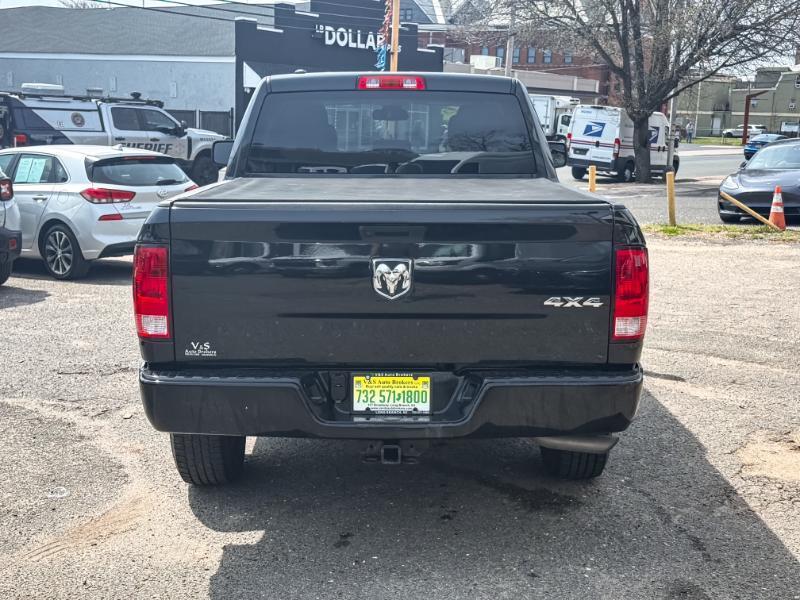 RAM 1500 Classic Tradesman Quad Cab 4WD 2019