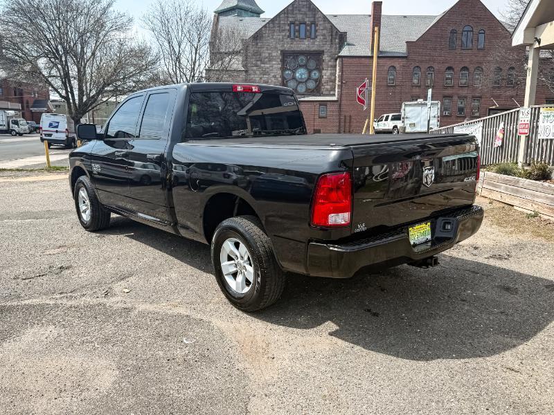 RAM 1500 Classic Tradesman Quad Cab 4WD 2019