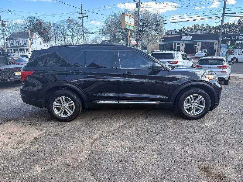 Ford Explorer XLT AWD 2022