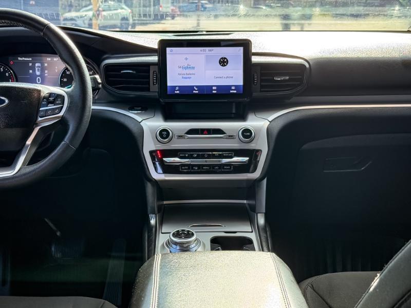 Ford Explorer XLT AWD 2022