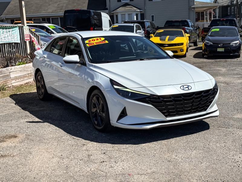 Hyundai Elantra SEL 2021
