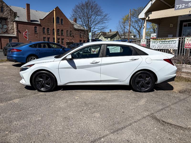 Hyundai Elantra SEL 2021