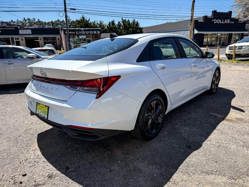 Hyundai Elantra SEL 2021