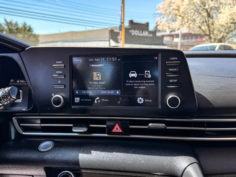 Hyundai Elantra SEL 2021