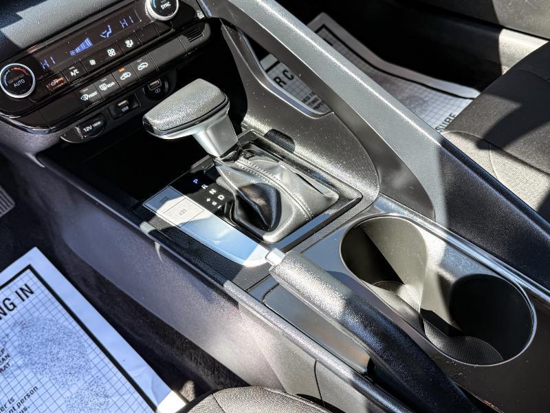 Hyundai Elantra SEL 2021