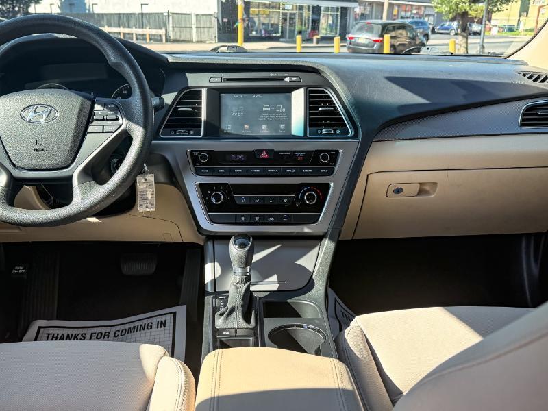Hyundai Sonata SE 2016