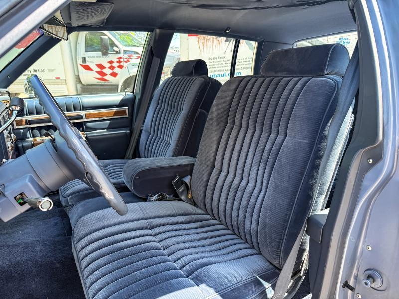 Cadillac DeVille Sedan 1984