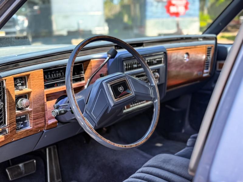 Cadillac DeVille Sedan 1984