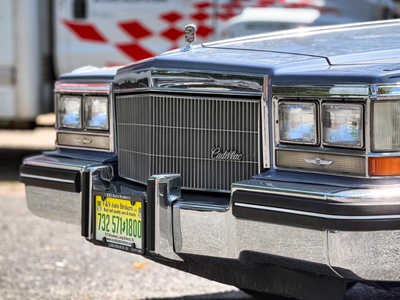 Cadillac DeVille Sedan 1984