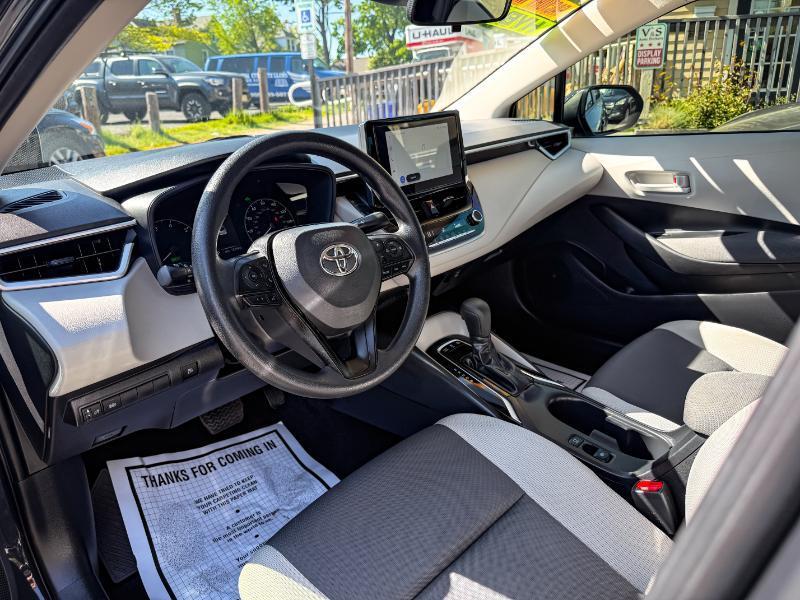 Toyota Corolla Hybrid LE 2025