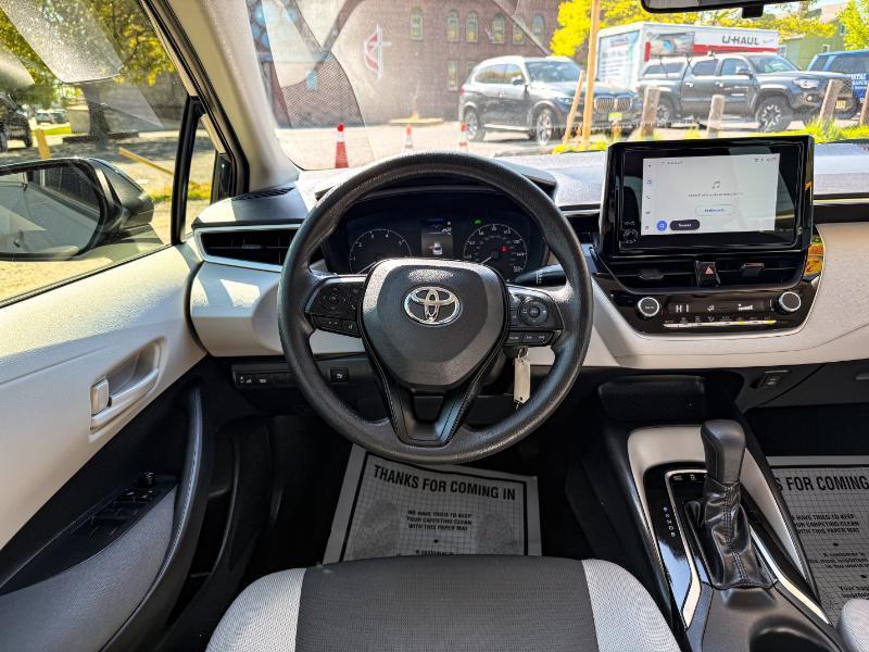 Toyota Corolla Hybrid LE 2025
