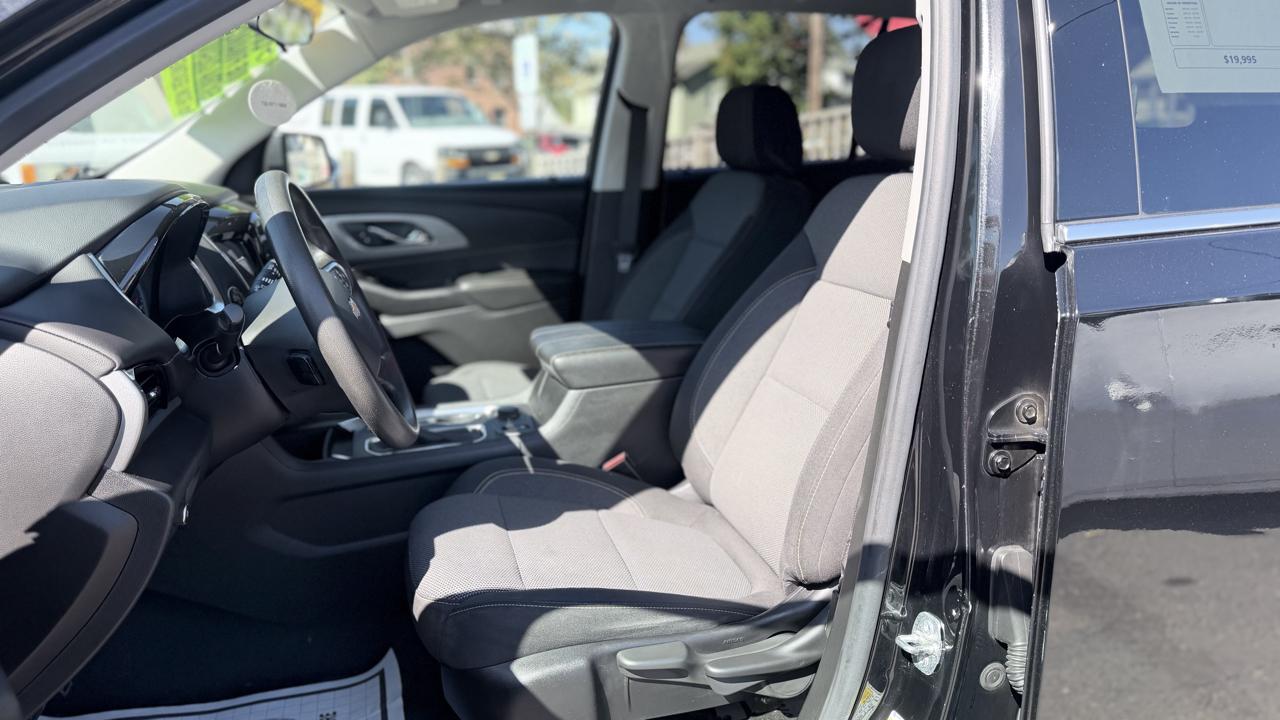 Chevrolet Traverse LS FWD 2020