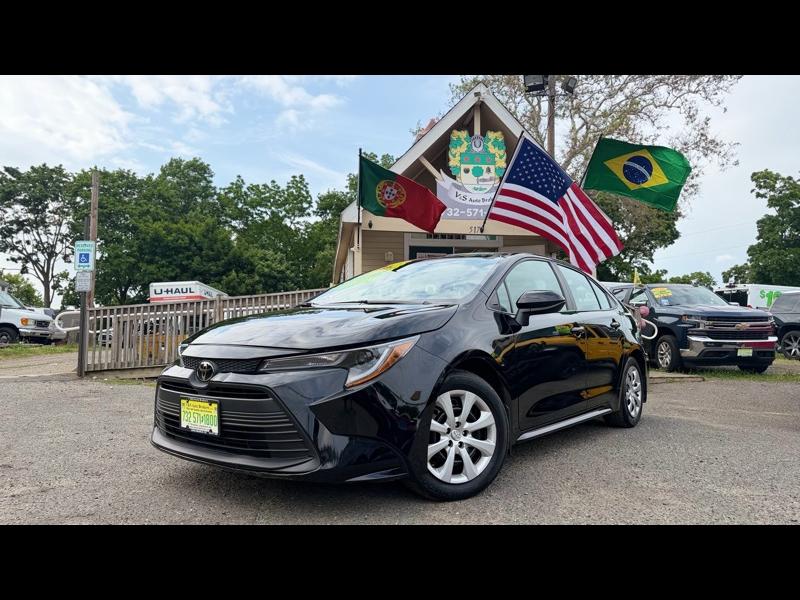 Toyota Corolla LE 2025