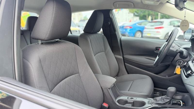 Toyota Corolla LE 2025