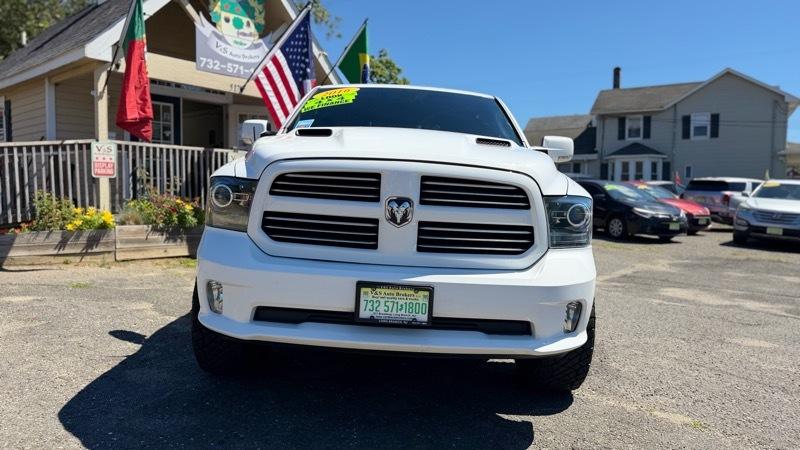 RAM 1500 Sport Quad Cab 4WD 2016