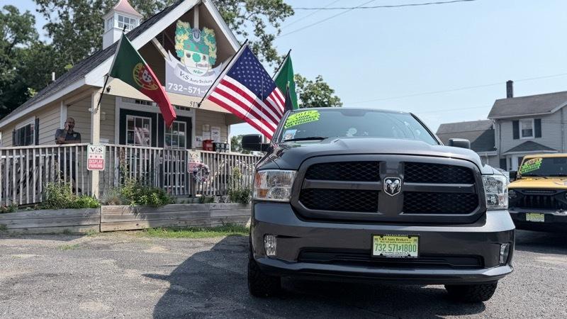 RAM 1500 Tradesman Quad Cab 4WD 2018