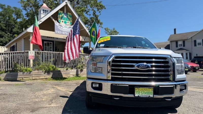 Ford F-150 4WD SuperCab 133" FX4 2017