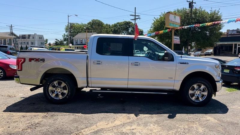 Ford F-150 4WD SuperCab 133" FX4 2017