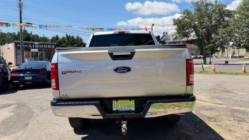 Ford F-150 4WD SuperCab 133" FX4 2017