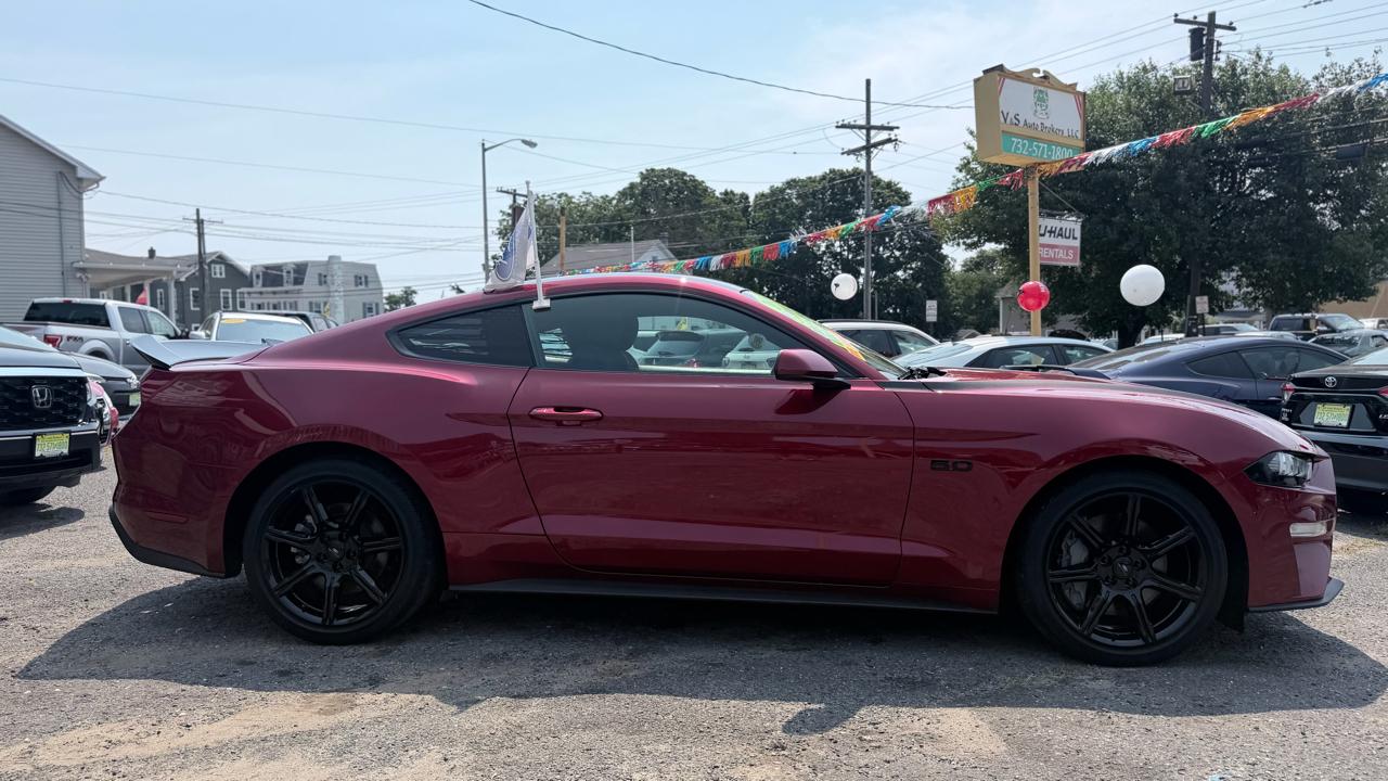 Ford Mustang GT Premium Coupe 2019