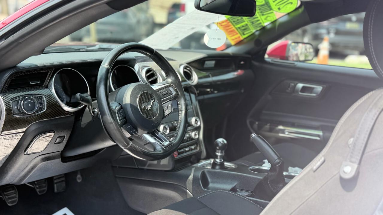 Ford Mustang GT Premium Coupe 2019