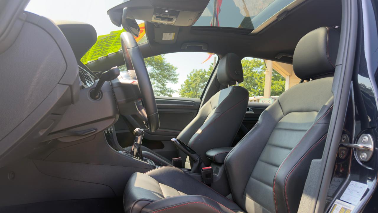 Volkswagen Golf GTI Autobahn 6M 2021