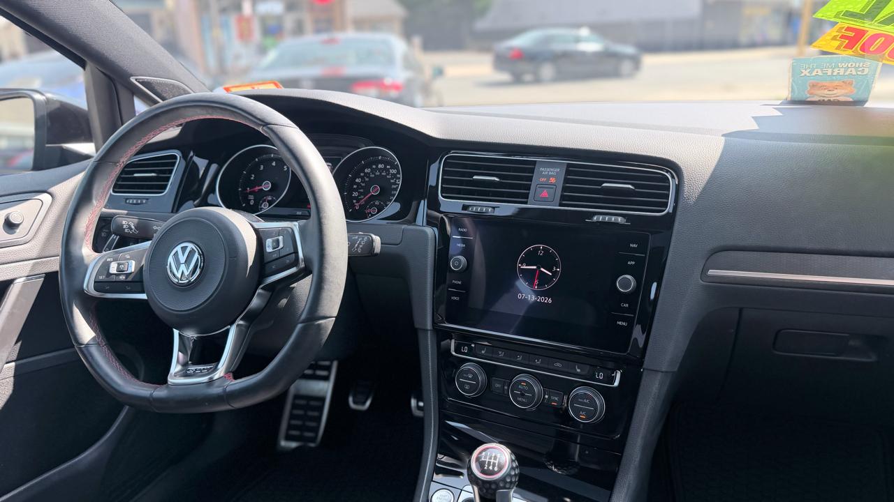 Volkswagen Golf GTI Autobahn 6M 2021