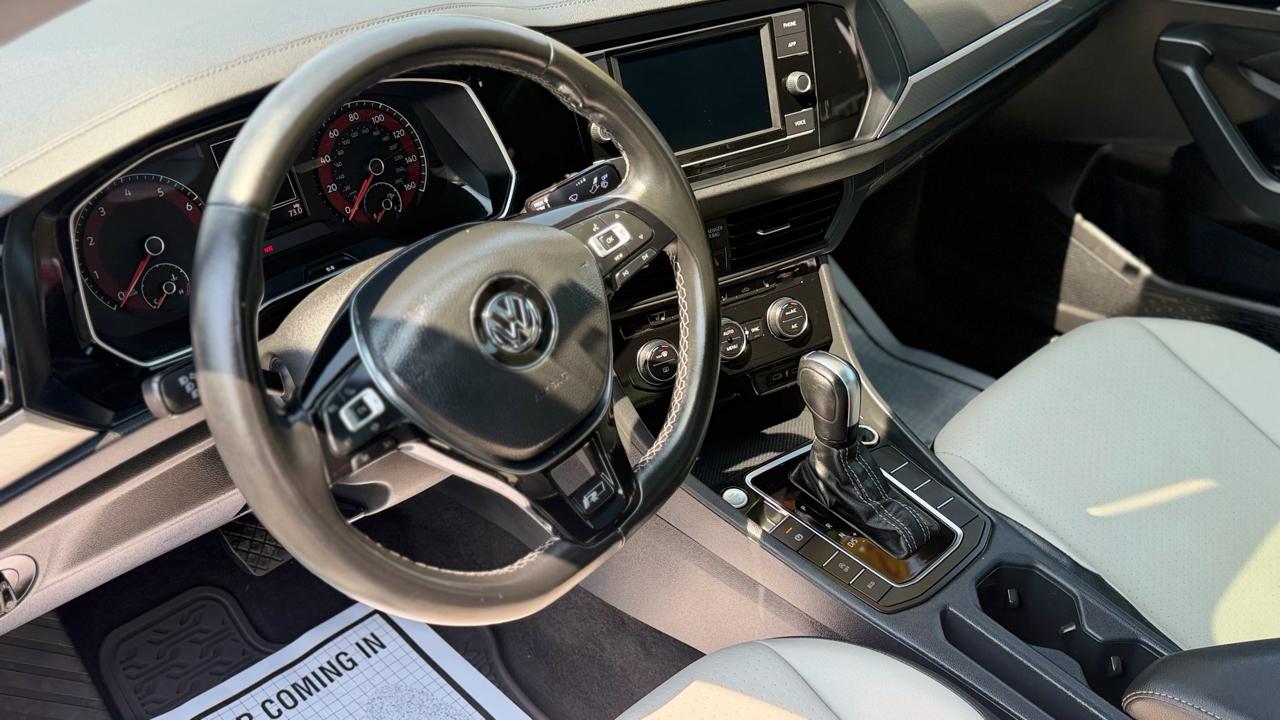 Volkswagen Jetta 1.4T R-Line 8A 2020