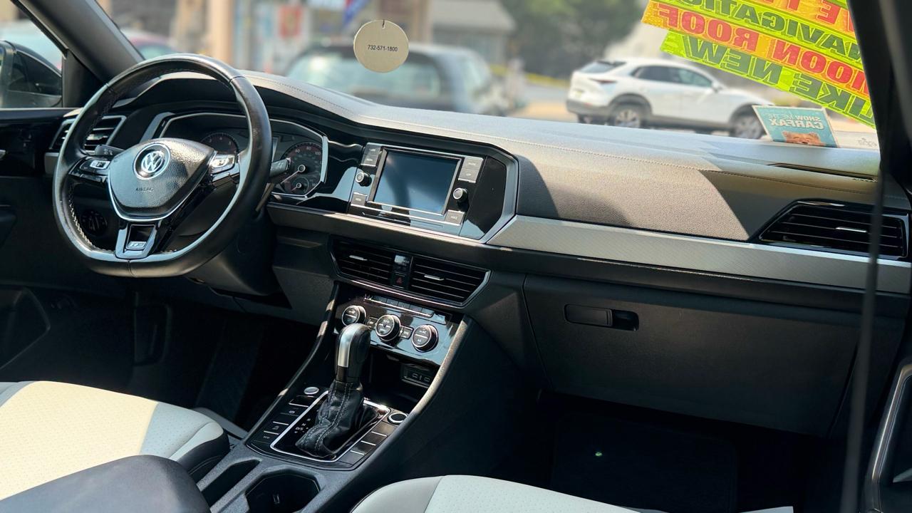 Volkswagen Jetta 1.4T R-Line 8A 2020