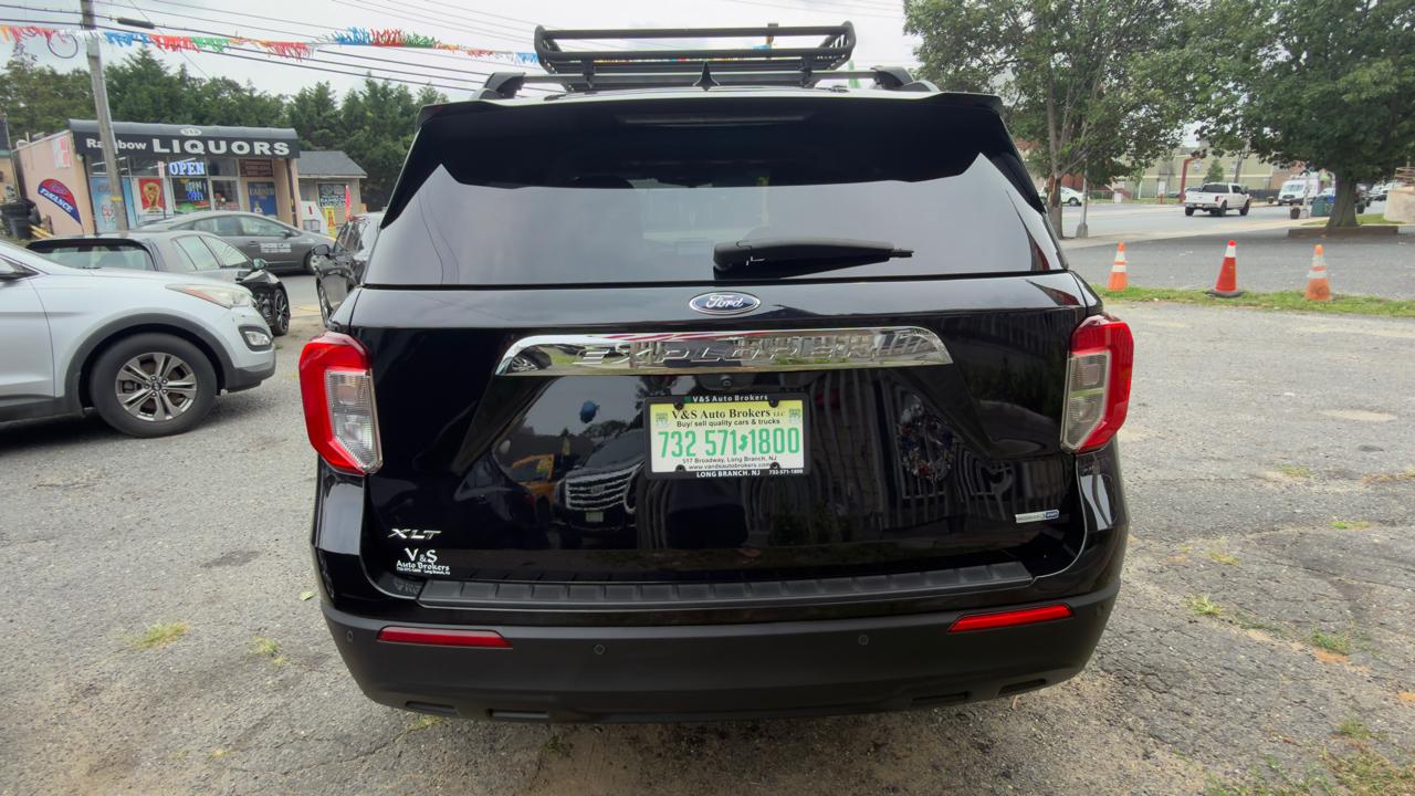 Ford Explorer XLT AWD 2020
