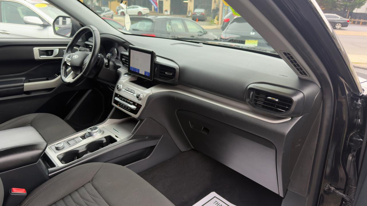 Ford Explorer XLT AWD 2020