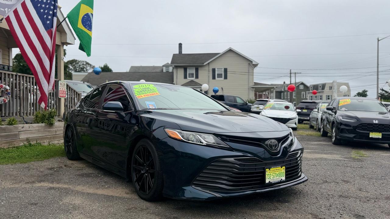 Toyota Camry XLE 2019