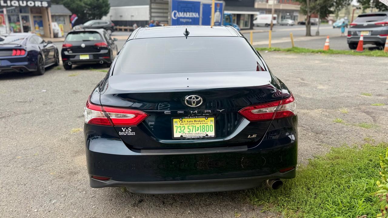 Toyota Camry XLE 2019