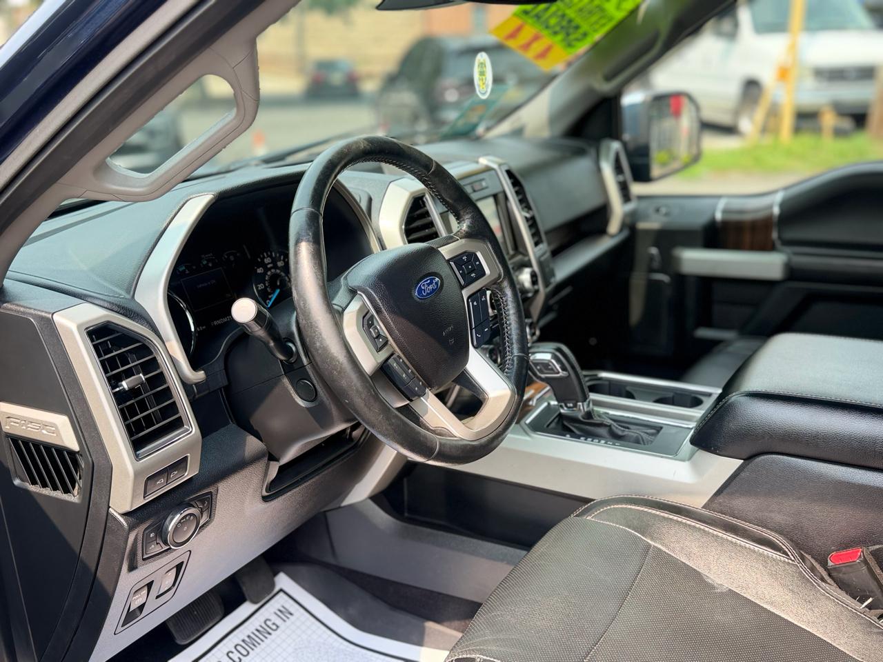 Ford F-150 Lariat SuperCrew 6.5-ft. Bed 4WD 2017