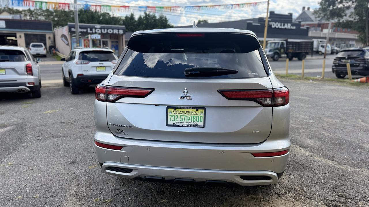 Mitsubishi Outlander SE 4WD 2024