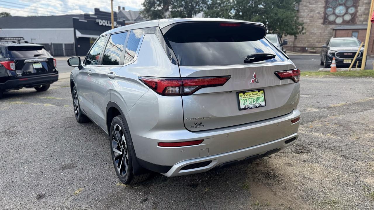 Mitsubishi Outlander SE 4WD 2024