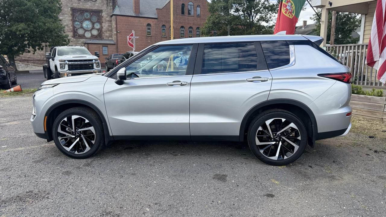 Mitsubishi Outlander SE 4WD 2024