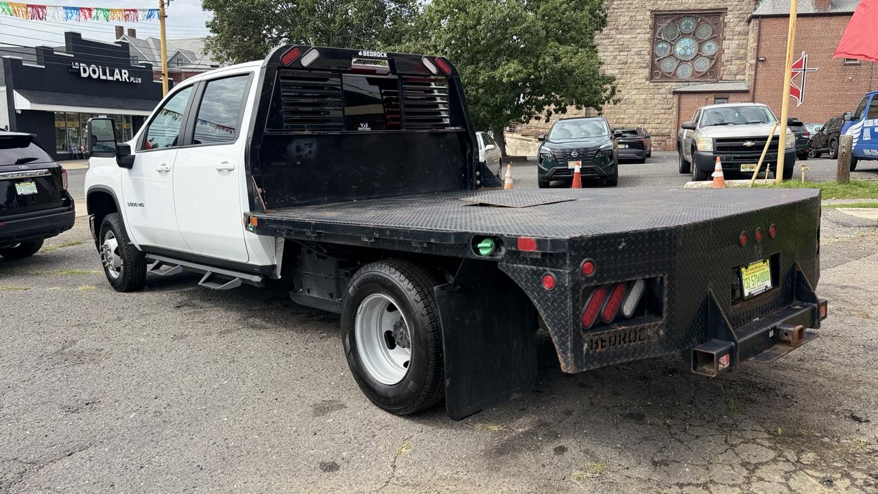Chevrolet Silverado 3500HD LT Crew Cab 4WD 2022