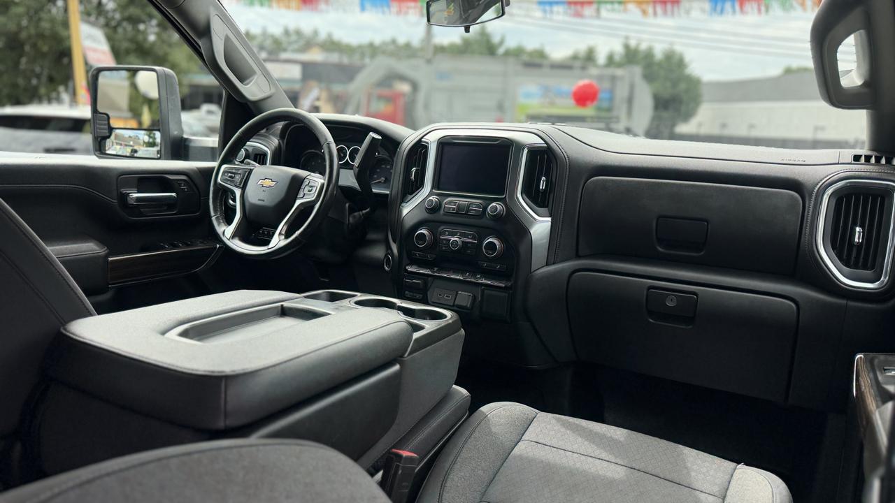 Chevrolet Silverado 3500HD LT Crew Cab 4WD 2022