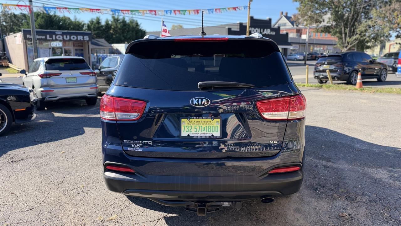 Kia Sorento LX V6 AWD 2017