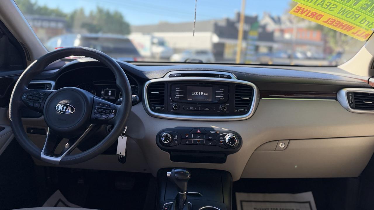 Kia Sorento LX V6 AWD 2017