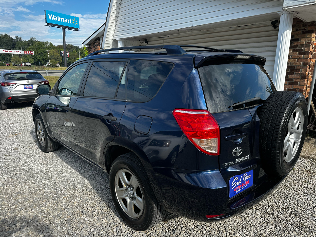Toyota RAV4 Base I4 2WD 2006