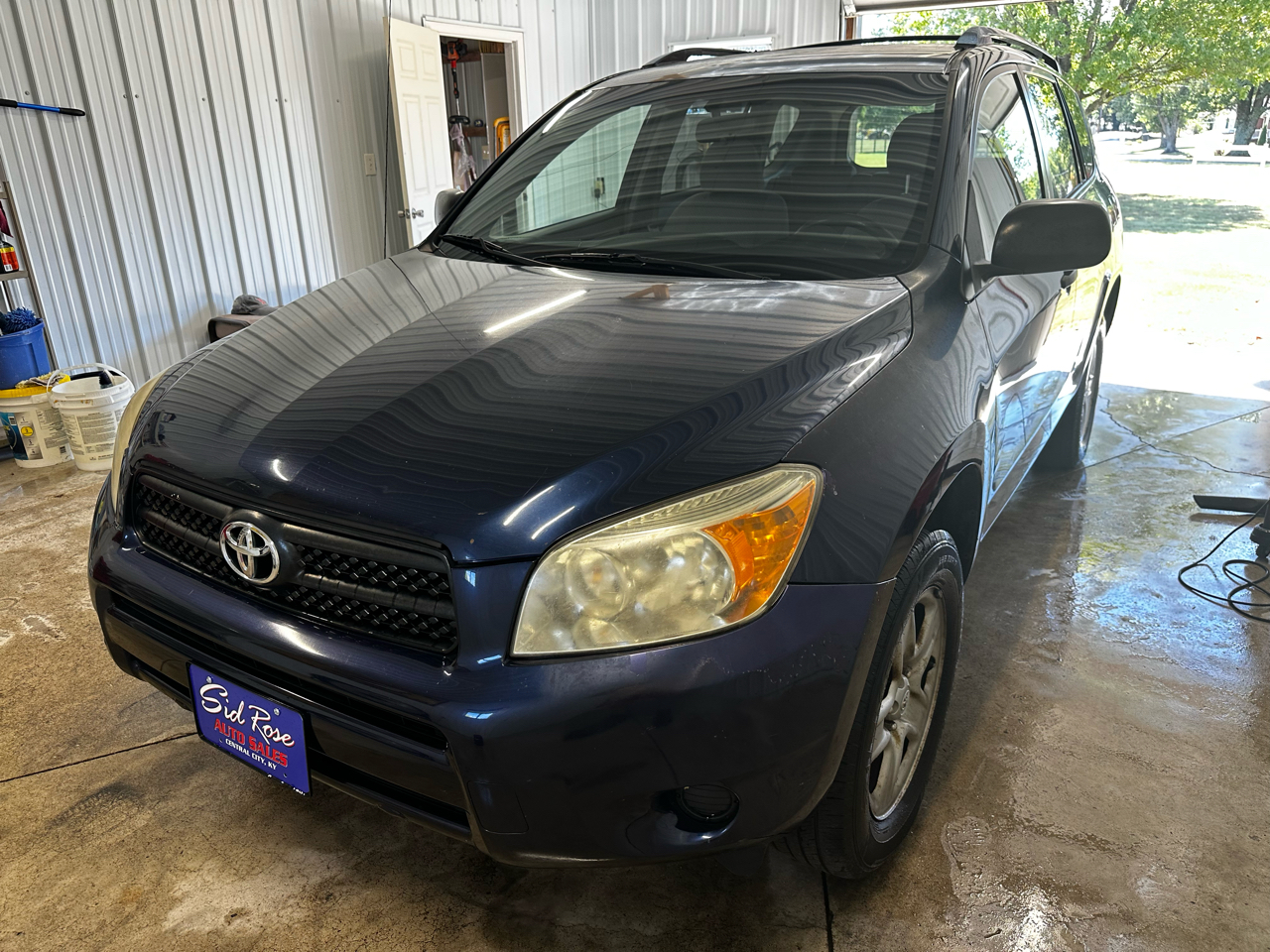 Toyota RAV4 Base I4 2WD 2006