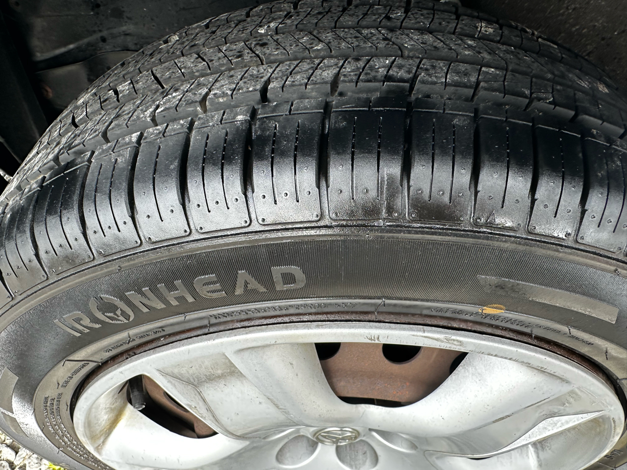 Toyota Matrix 2WD 2005