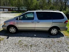 2001 Toyota Sienna 